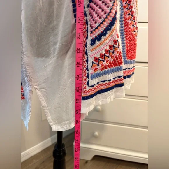 Johnny Was NWT
THE AUDREY MANDARIN COLLAR SHIRT, MAURA
- WHITE, XL - Picture 6 of 13